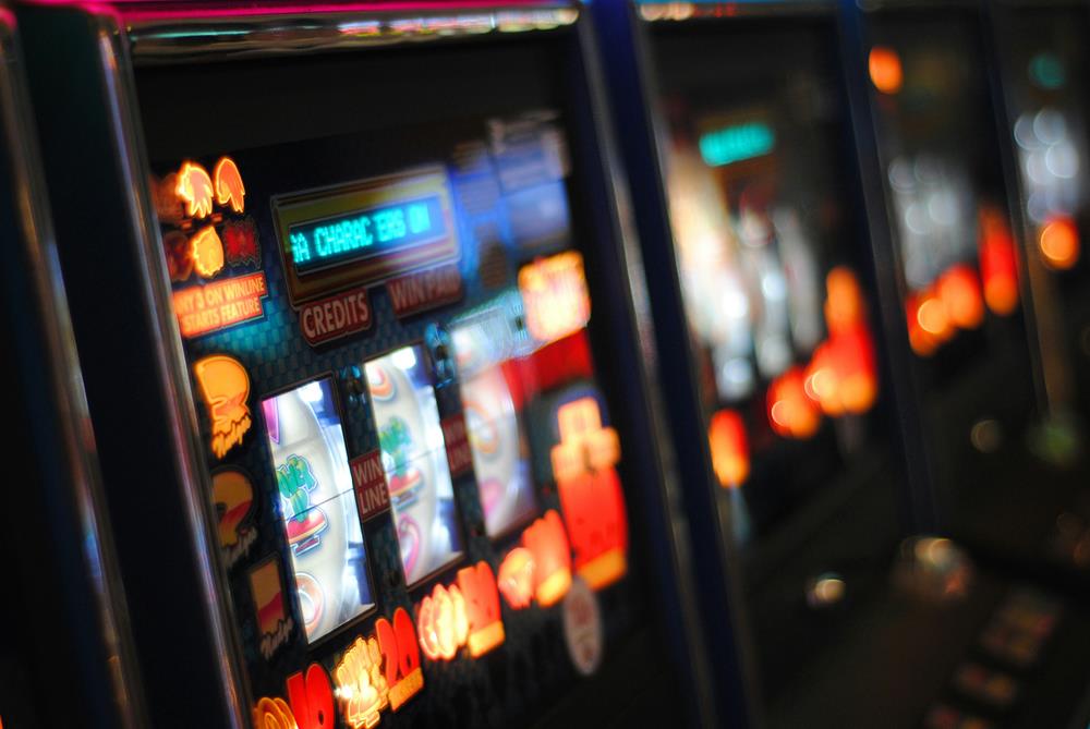 The Basic Rules Behind Slot Games Played On Websites