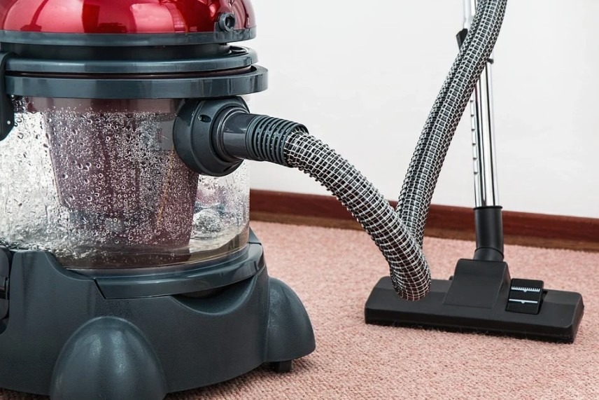 Vacuum cleaner