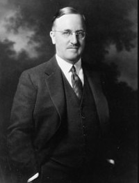 Roger Adams, the chemist who discovered CBD