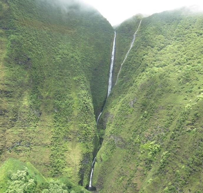 Olo’upena Falls